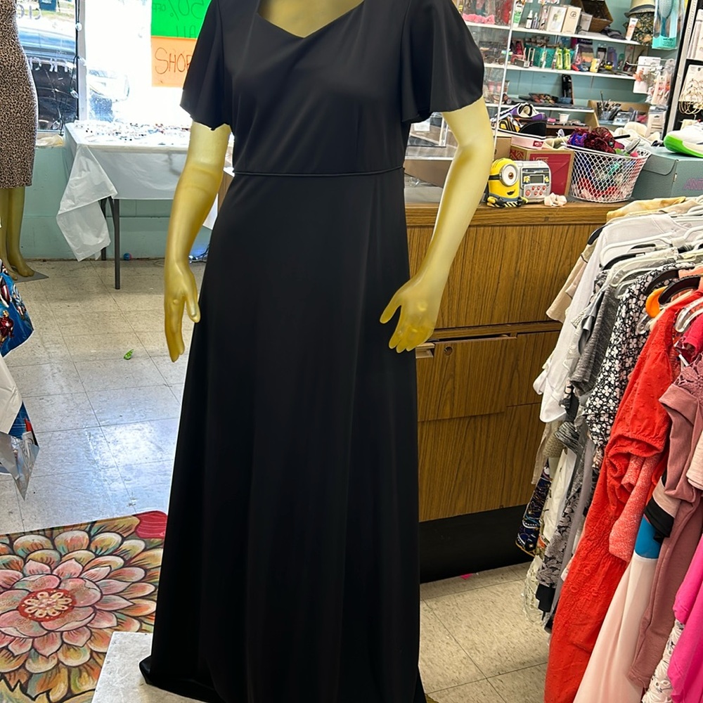 Formal Fashion Inc Maxi Dress